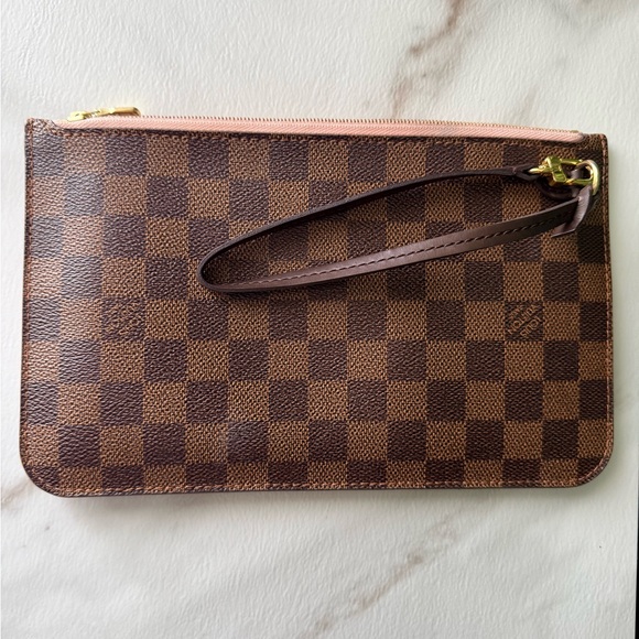 Louis Vuitton Handbags - Louis Vuitton Damier Ebene Neverfull Pochette with Pink Rose Ballerine Interior